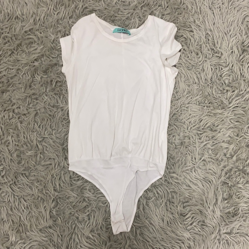 Karlie white body suit size small